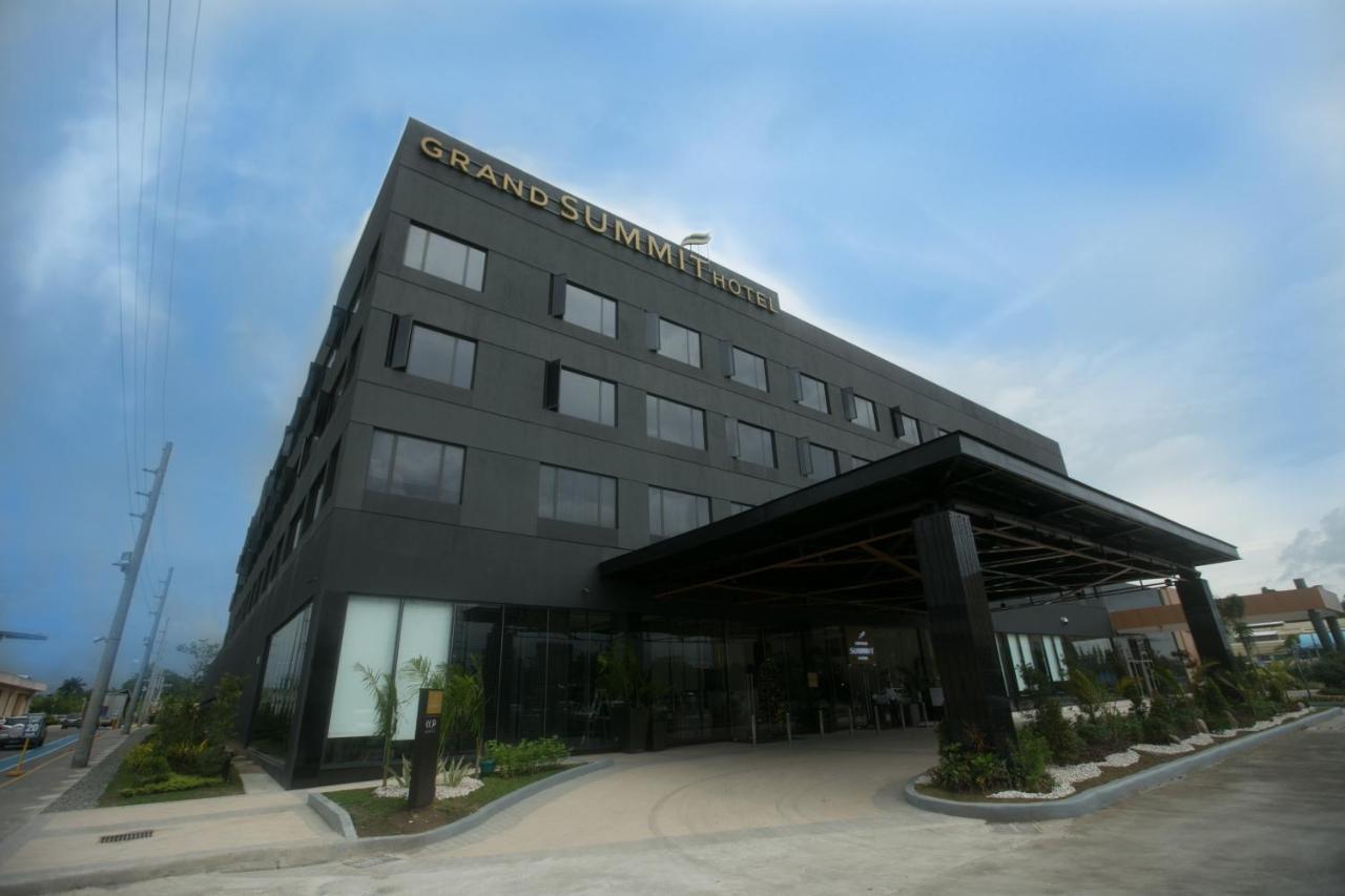 Grand Summit Hotel General Santos General Santos City Екстер'єр фото